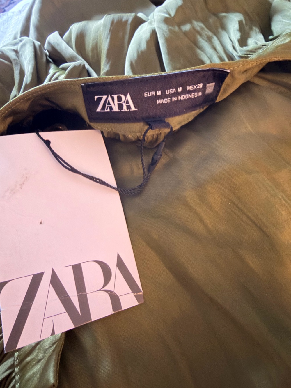 🔥Zara Olive Green Long-Sleeve V-Neck Wide-Leg Jumpsuit NWT - Picture 8 of 8